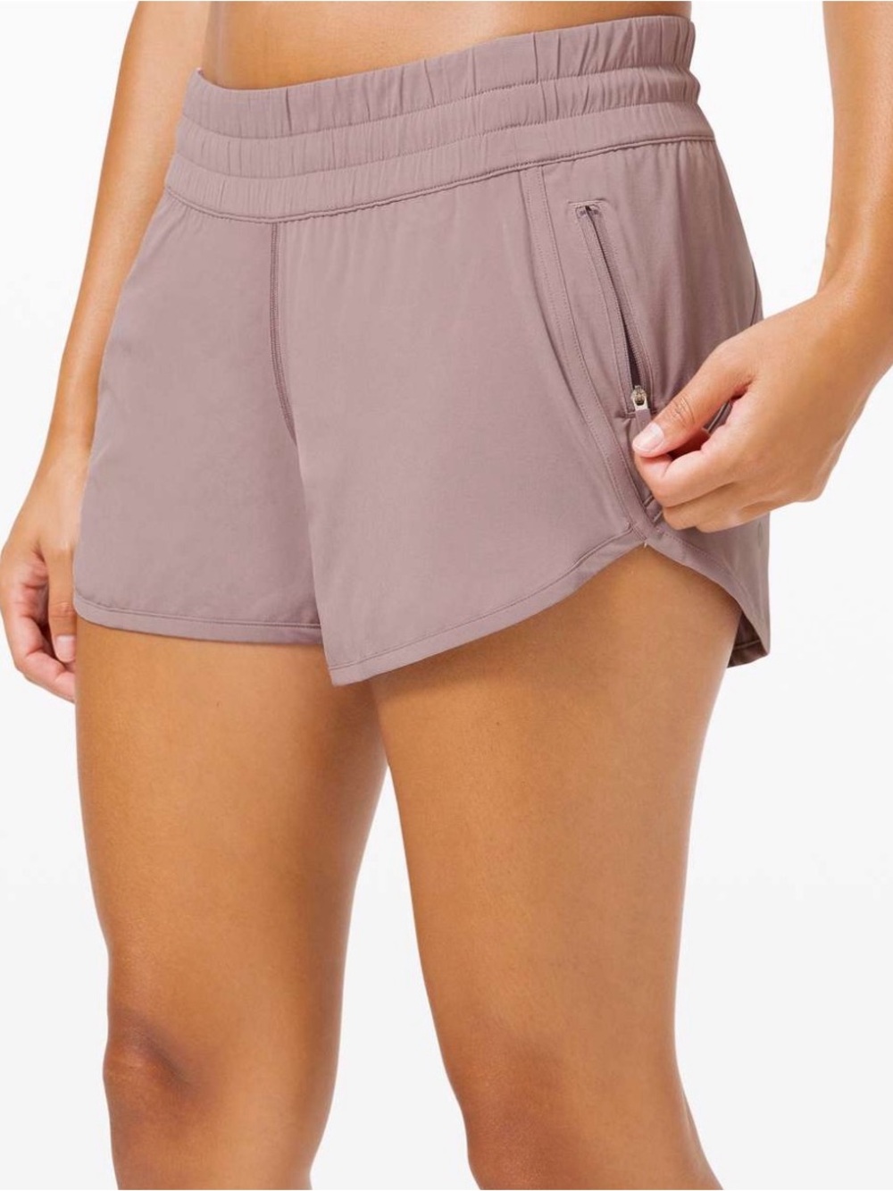 Lululemon Tracker Short V 4” Violet Verbena Size 4